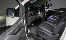 Hyundai Staria L3.5 Lounge 7-Seater Mobility, снимка 11