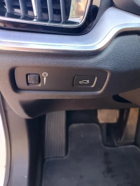 Volvo V60 Mild Hibrid, снимка 17