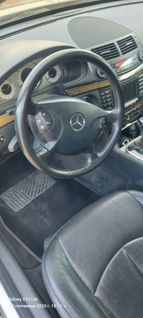 Mercedes-Benz E 350 AMG Пакет, снимка 12 - Автомобили и джипове - 45118062