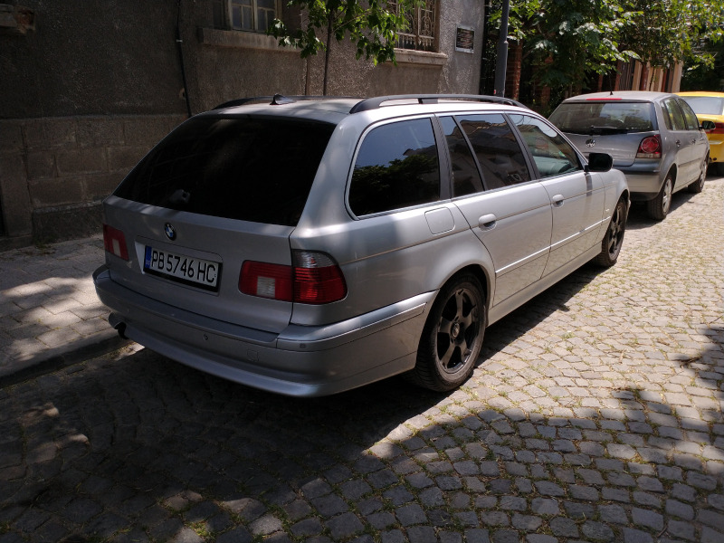 BMW 520, снимка 1 - Автомобили и джипове - 46105583