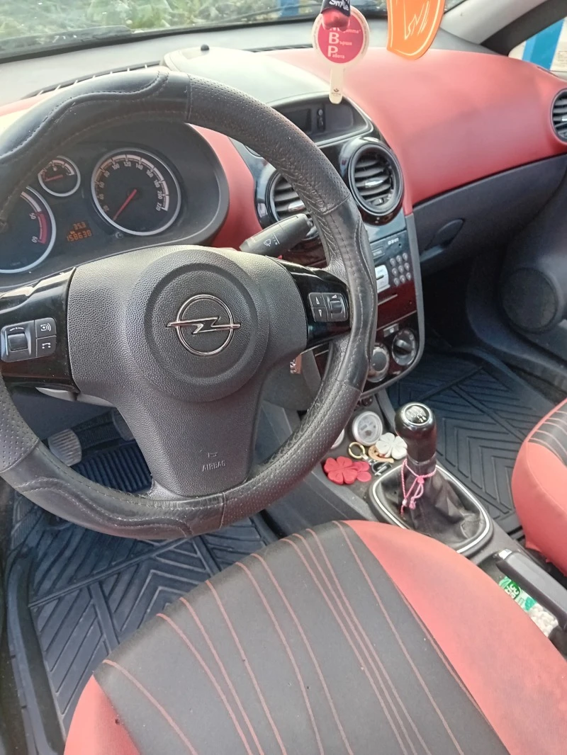 Opel Corsa, снимка 8 - Автомобили и джипове - 48169092