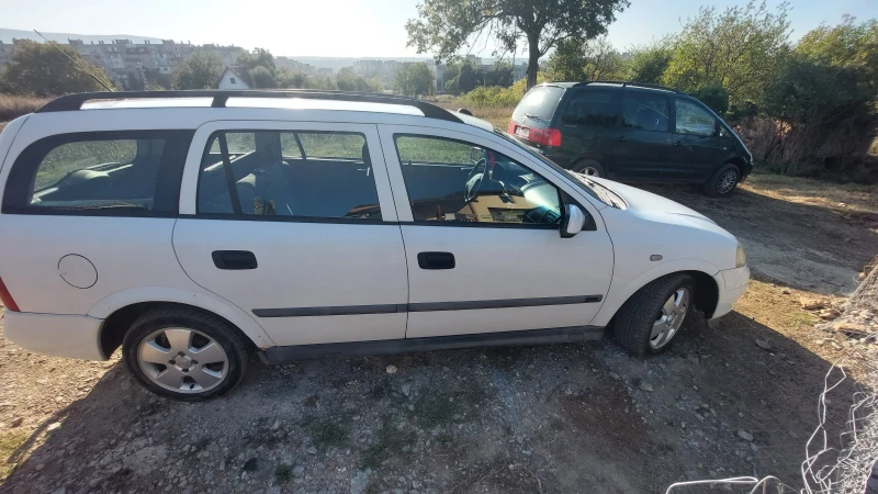 Opel Astra, снимка 3 - Автомобили и джипове - 46346906