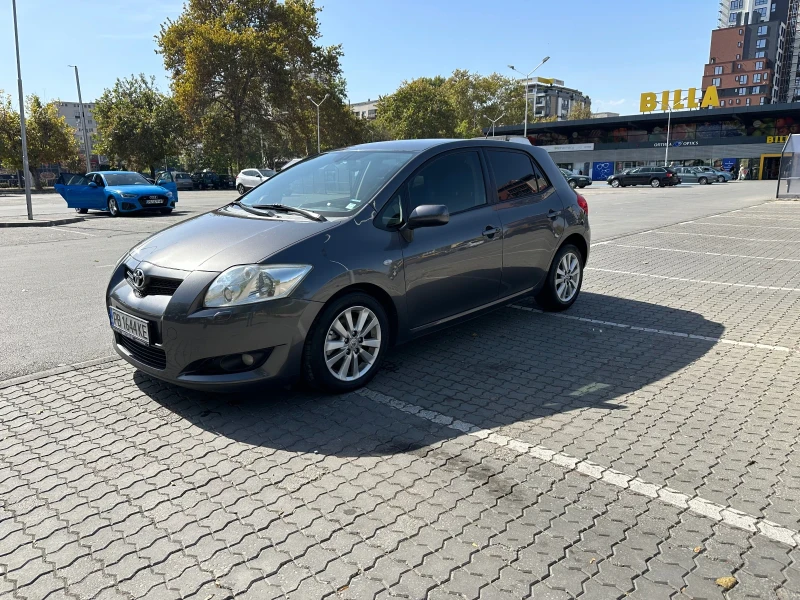 Toyota Auris, снимка 2 - Автомобили и джипове - 48421236