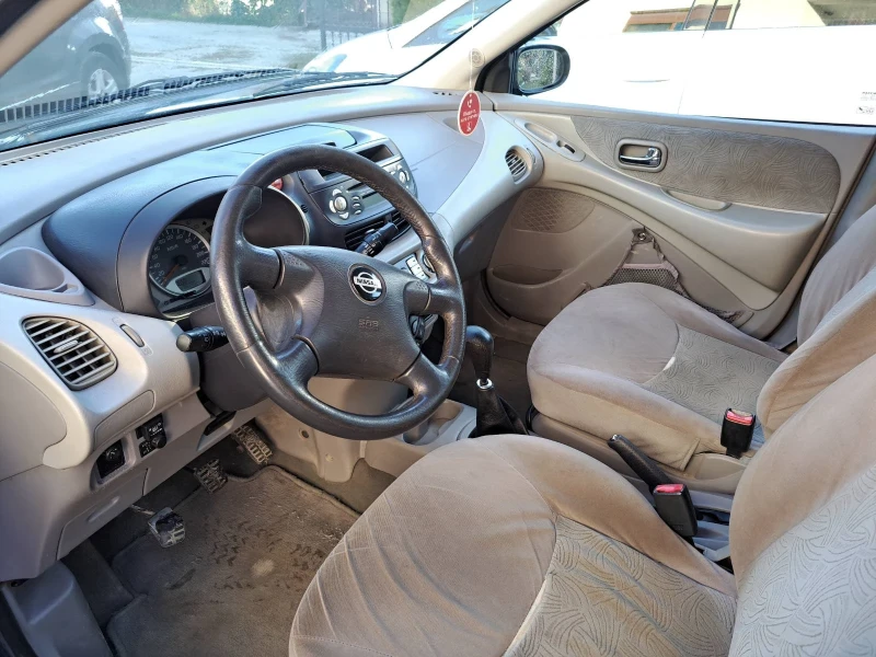 Nissan Almera tino 1.8, снимка 8 - Автомобили и джипове - 47860568