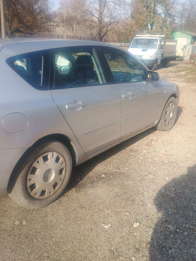 Mazda 3, снимка 4 - Автомобили и джипове - 48029757