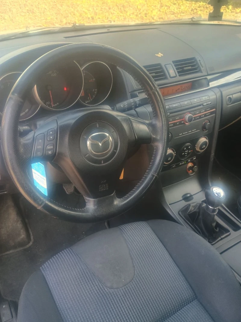 Mazda 3, снимка 7 - Автомобили и джипове - 48029757