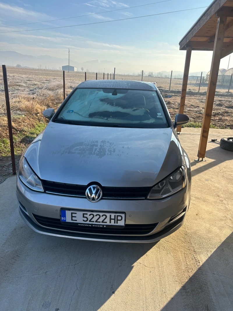 VW Golf, снимка 1 - Автомобили и джипове - 48516323