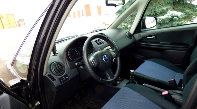 Fiat Sedici 4X4 1.9 MULTIJET 129 х.км. 6 скорости, снимка 7 - Автомобили и джипове - 48705048