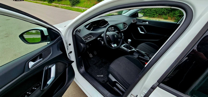 Peugeot 308 1.5  , снимка 8 - Автомобили и джипове - 50218572