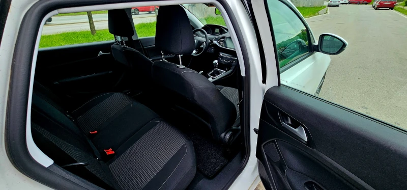 Peugeot 308 1.5  , снимка 11 - Автомобили и джипове - 50218572