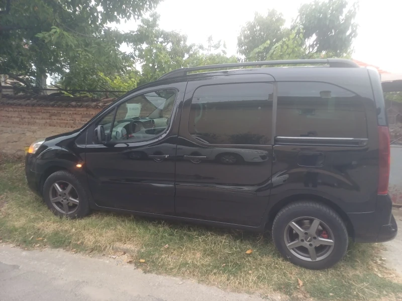 Peugeot Partner 1.6 HDI 90к.с 2015г , снимка 10 - Автомобили и джипове - 52004389