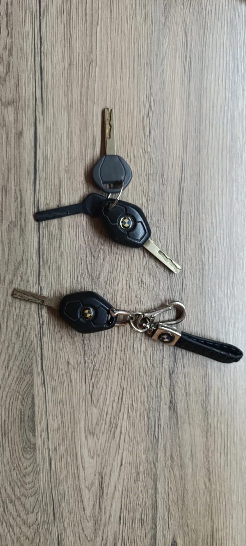 BMW 318, снимка 9 - Автомобили и джипове - 52976244