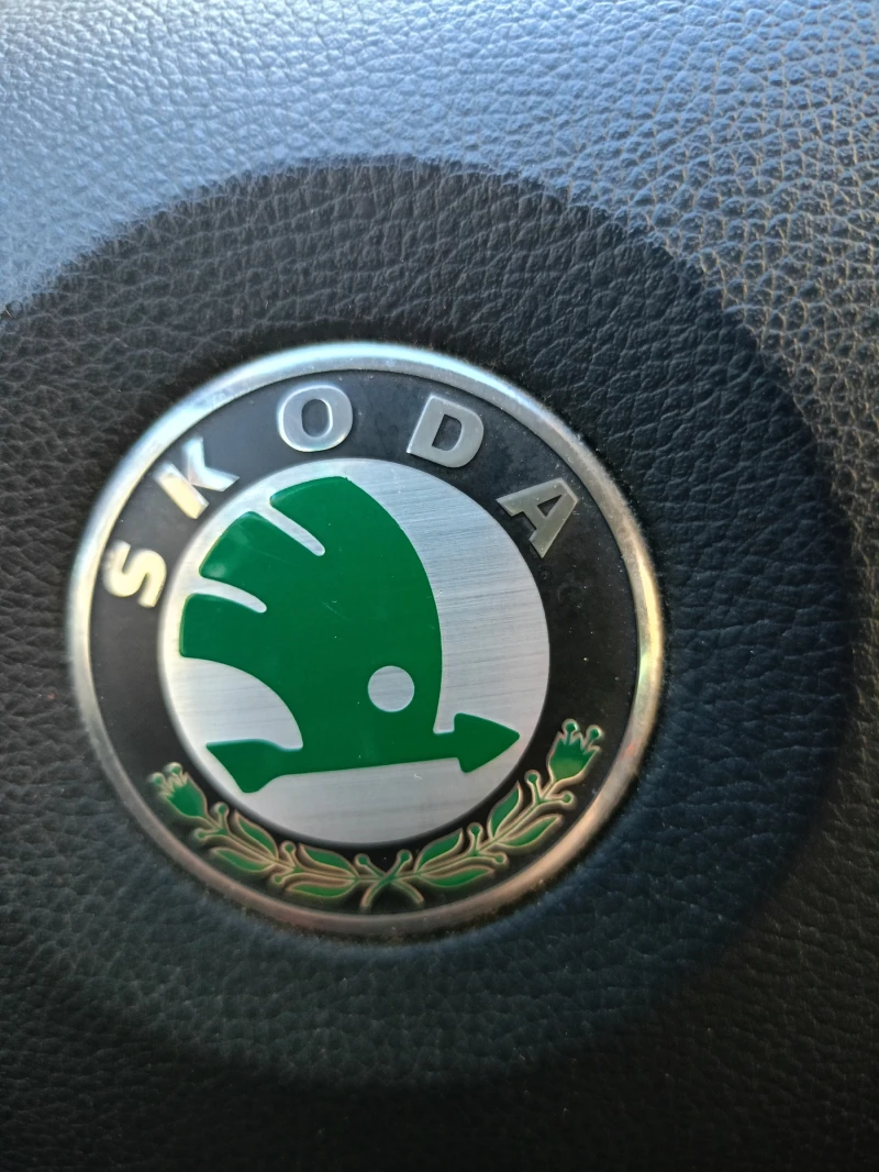 Skoda Octavia, снимка 11 - Автомобили и джипове - 53007634