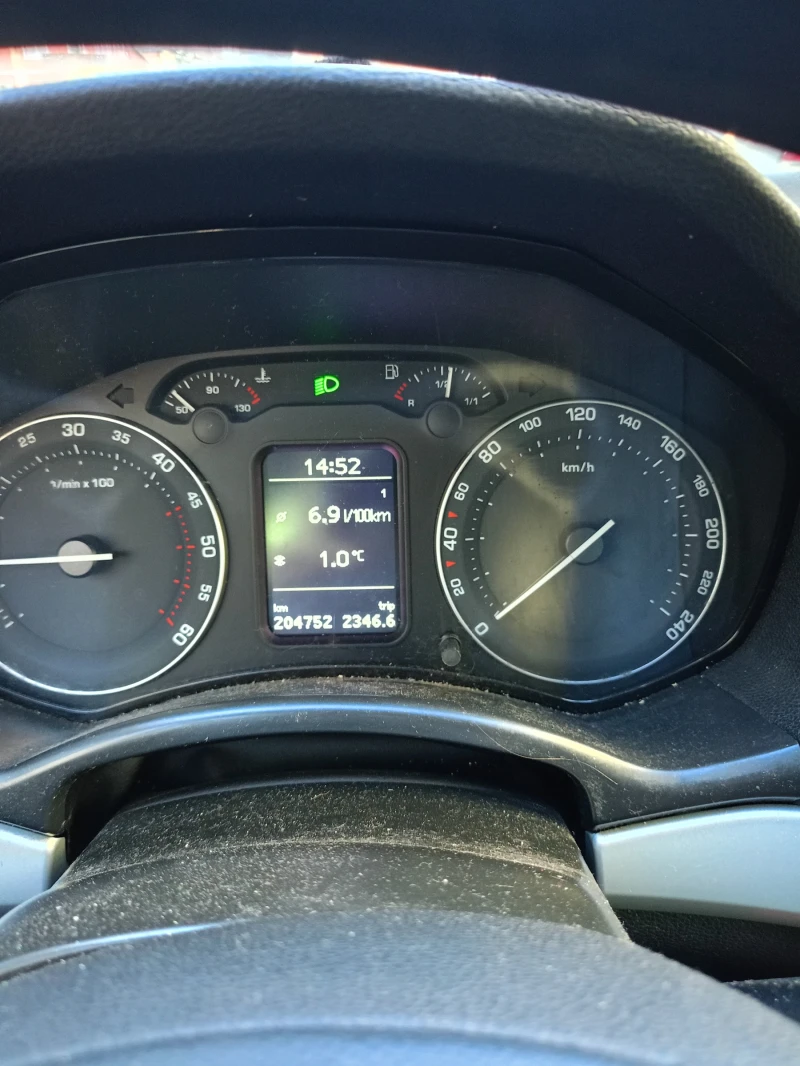 Skoda Octavia, снимка 9 - Автомобили и джипове - 53007634