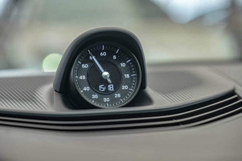 Porsche Taycan 4S Performance/PDLS+ /PVTS/BOSE/Sport Chrono/Пасаж, снимка 12 - Автомобили и джипове - 53191471