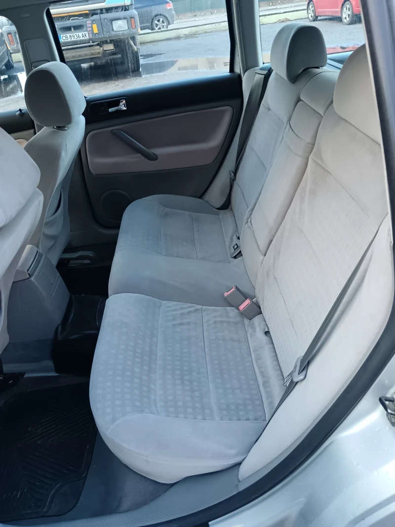 VW Passat 2.0i газ климатроник , снимка 10 - Автомобили и джипове - 53196851