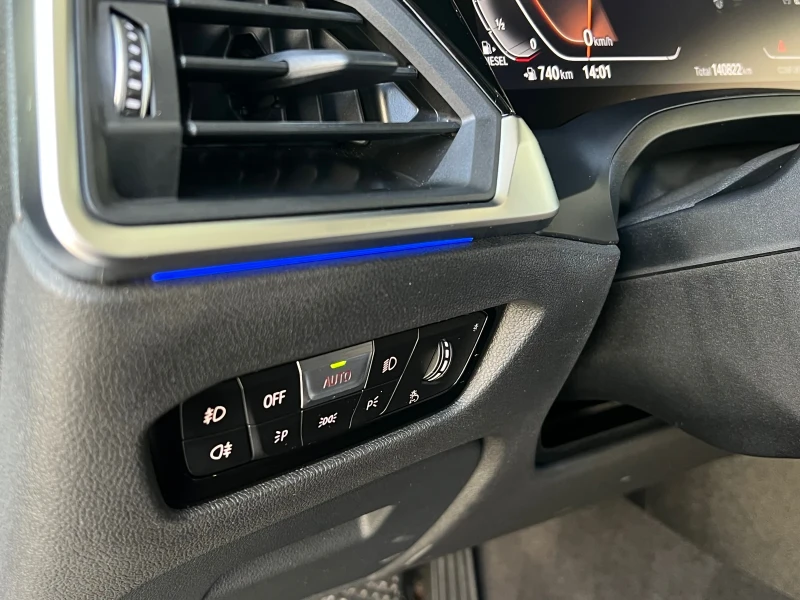 BMW 320 320 mild hybrid , снимка 8 - Автомобили и джипове - 53360160