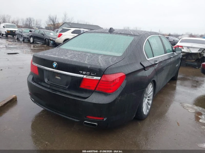 BMW 750 4.4l Li xDrive, снимка 4 - Автомобили и джипове - 53375809