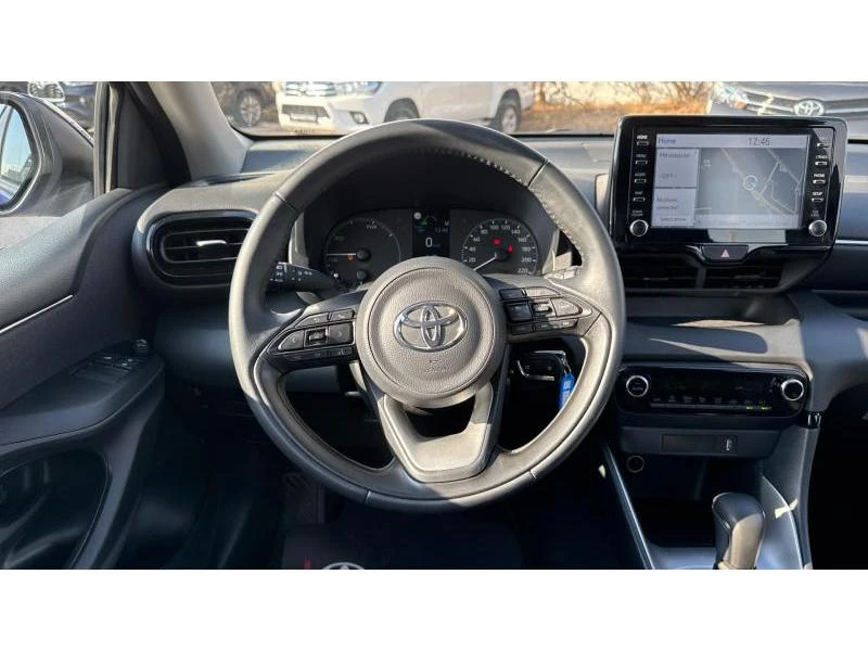 Toyota Yaris 1.5HSD Dynamic - изображение 9