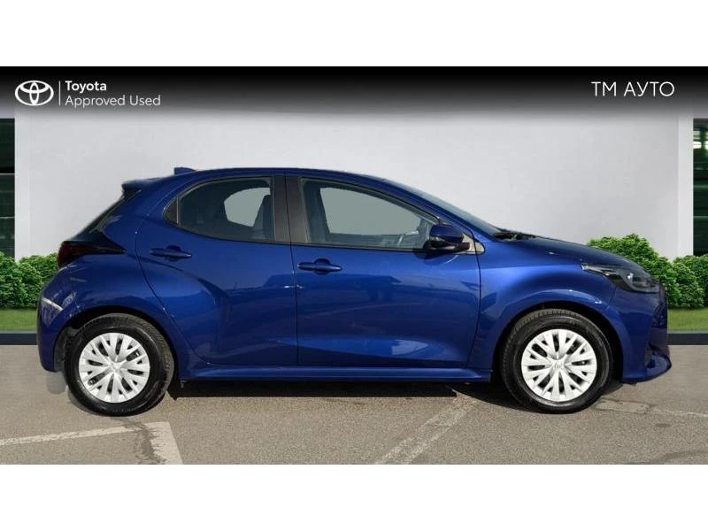 Toyota Yaris 1.5HSD Dynamic, снимка 17 - Автомобили и джипове - 48142947