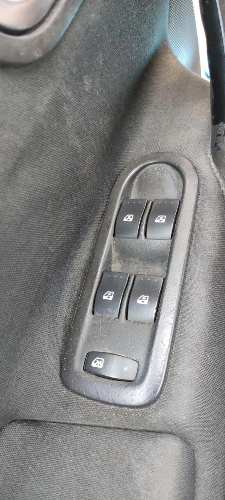 Renault Megane 1.5 DCI - изображение 7