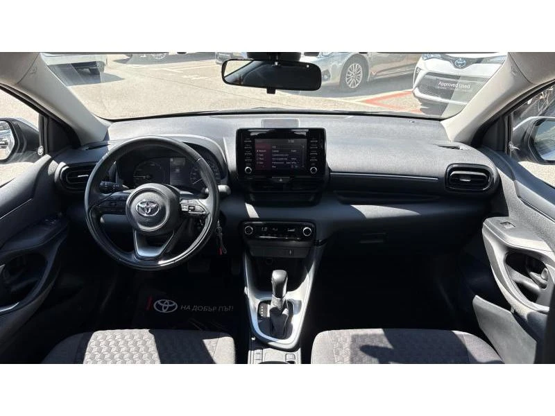 Toyota Yaris 1.5HSD ACTIVE, снимка 8 - Автомобили и джипове - 54448074