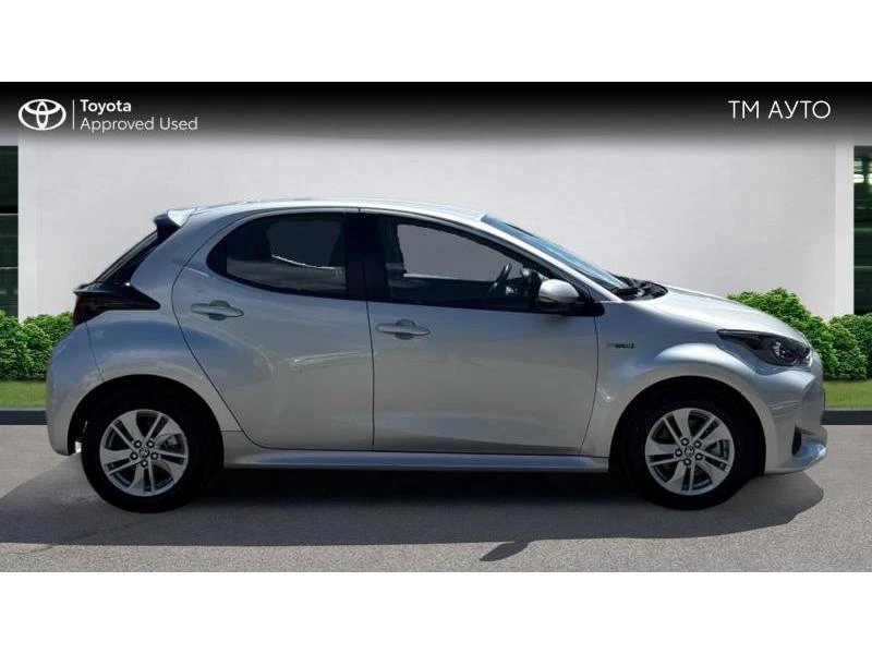 Toyota Yaris 1.5HSD ACTIVE, снимка 17 - Автомобили и джипове - 54448074