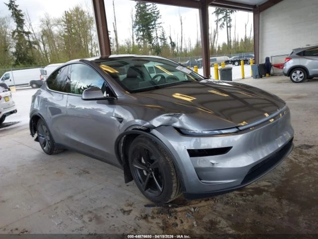 Tesla Model Y PREMIUM RWD