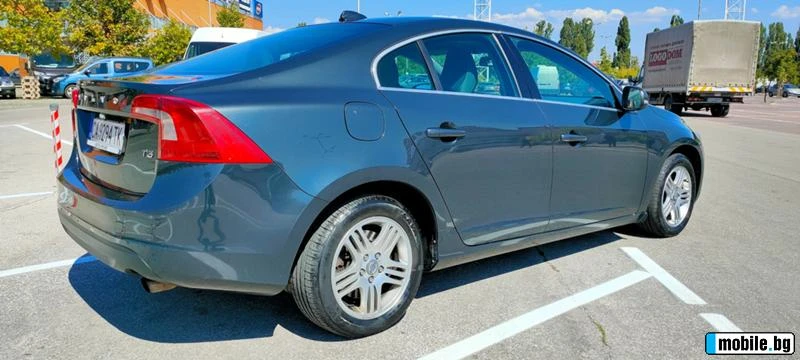 Volvo S60, снимка 10 - Автомобили и джипове - 55104071