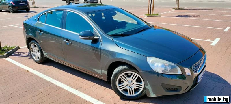 Volvo S60, снимка 11 - Автомобили и джипове - 55104071