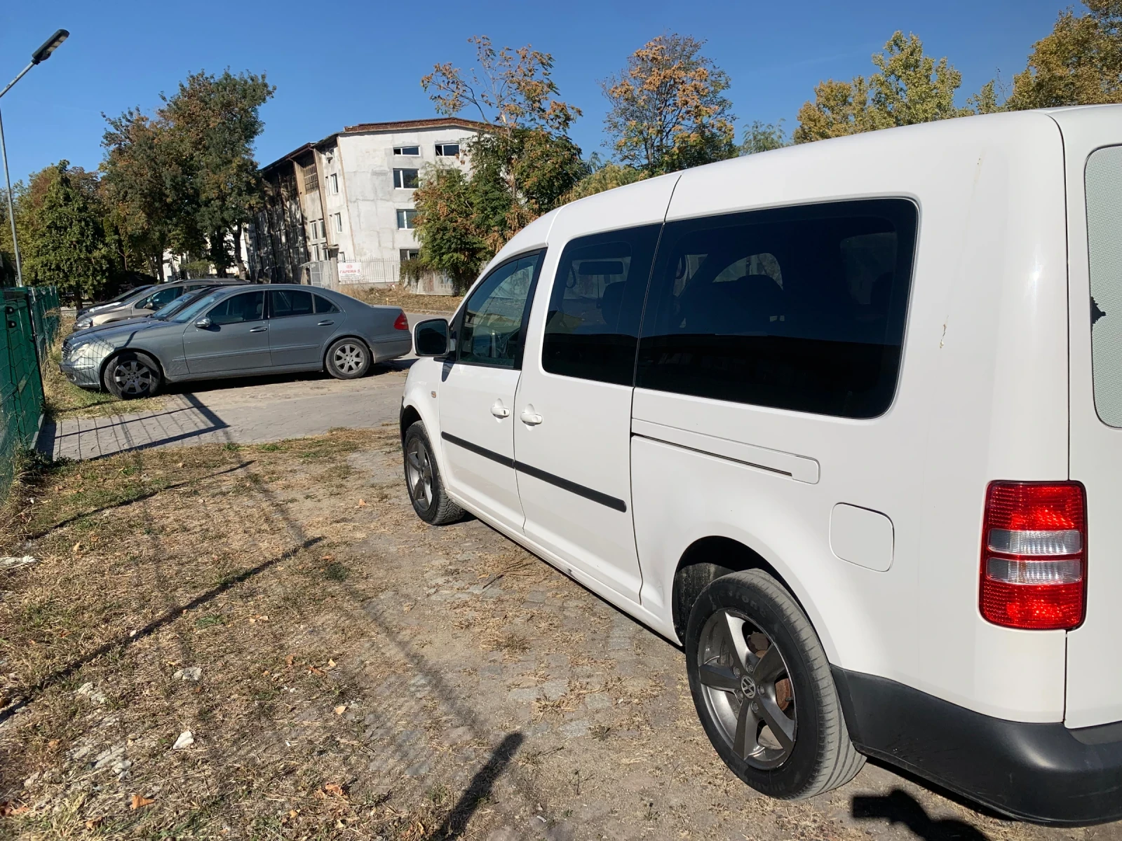 VW Caddy MAXI рампа - изображение 4