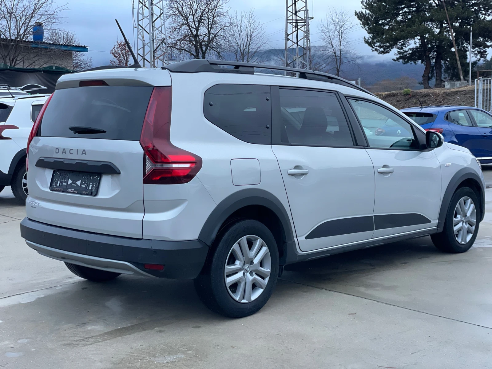 Dacia Jogger Benzin/Gaz/68000km/6+ 1/Nova - изображение 4