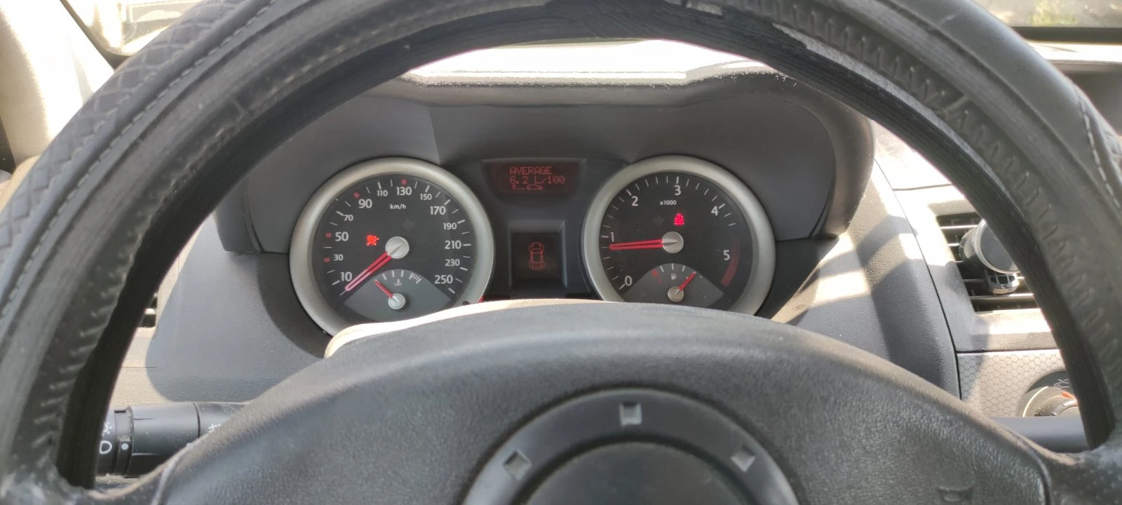 Renault Megane 1.5 DCI - изображение 8