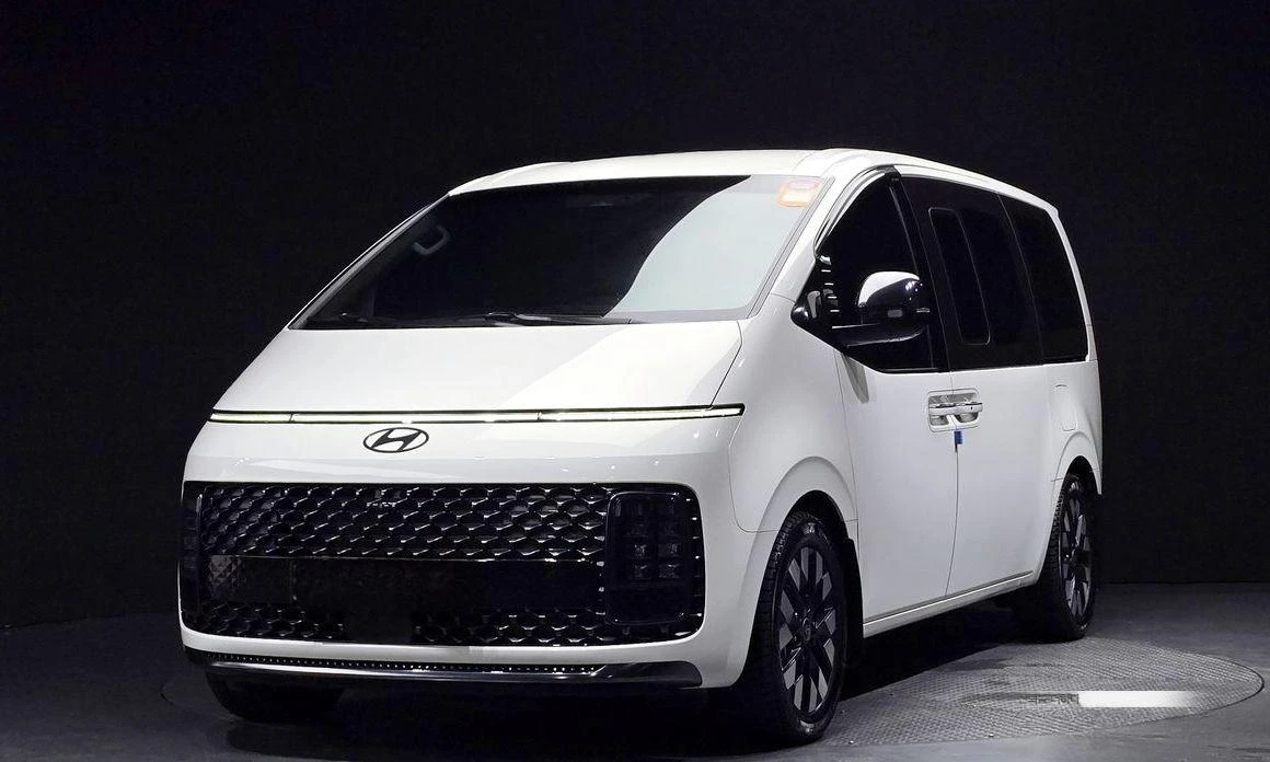 Hyundai Staria L3.5 Lounge 7-Seater Mobility | Mobile.bg   1