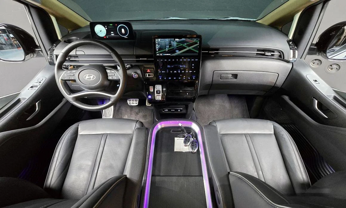 Hyundai Staria L3.5 Lounge 7-Seater Mobility - изображение 7