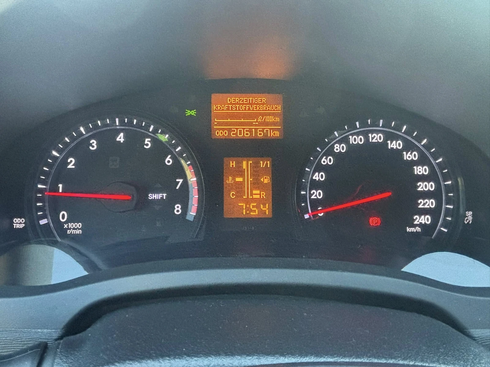 Toyota Avensis 1.8i EURO5  | Mobile.bg � ����������� 13