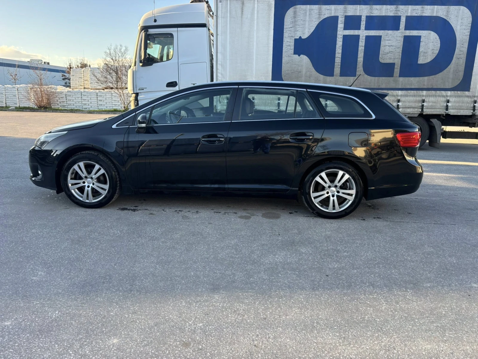 Toyota Avensis 1.8i EURO5  | Mobile.bg � ����������� 8