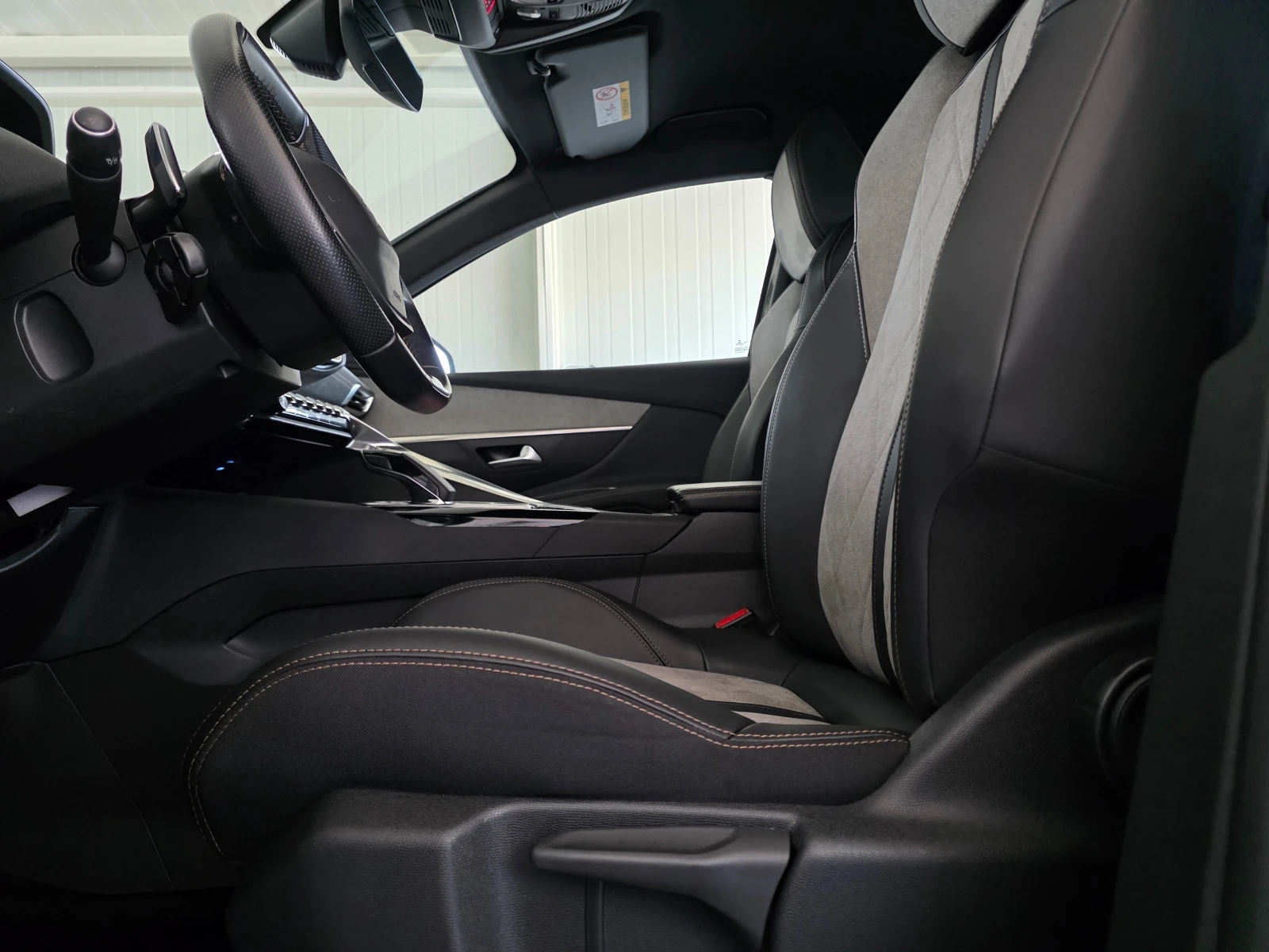 Peugeot 3008 GT PLUG-IN-HYBRID 300 4WD S&S EAT8 | Mobile.bg � ����������� 8