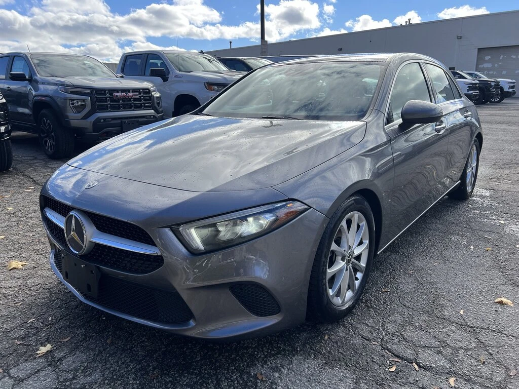 Mercedes-Benz A 250 Premium audio* Keyless* Memory* PANO* REAR CAMERA* | Mobile.bg � ����������� 1