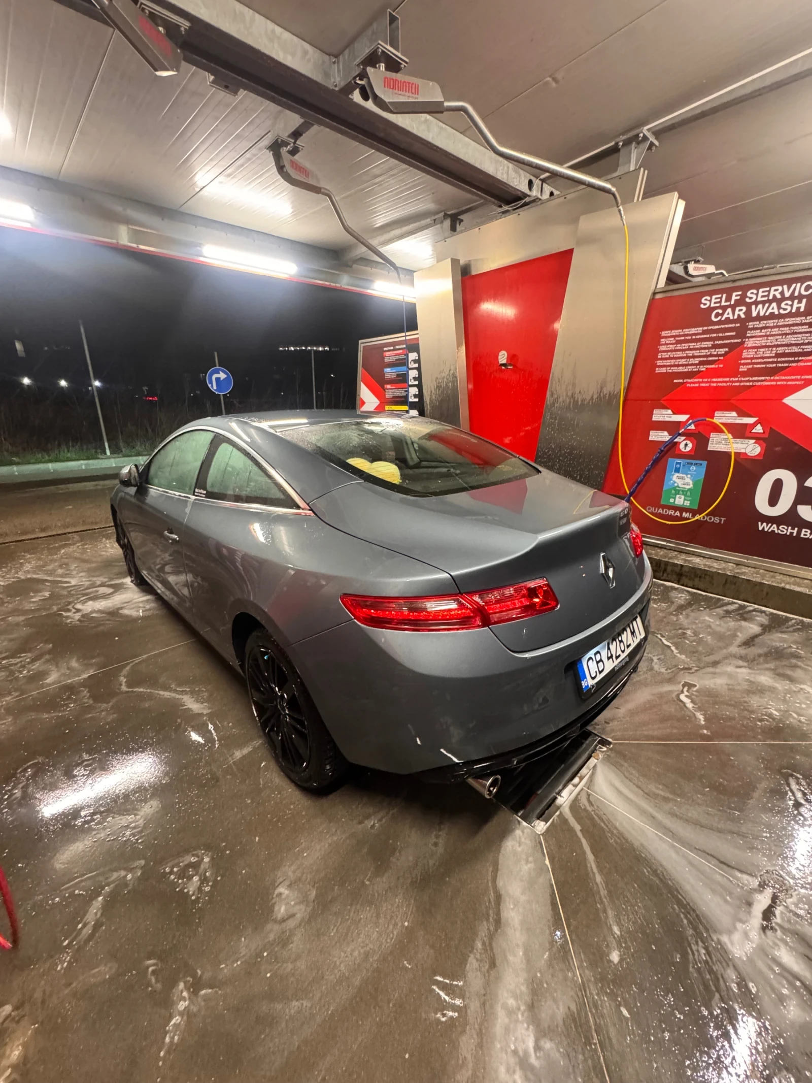 Renault Laguna GT * * ВТОРИ СОБСТВЕНИК - РЕАЛНИ КИЛОМЕТРИ* * , снимка 8 - Автомобили и джипове - 53770222