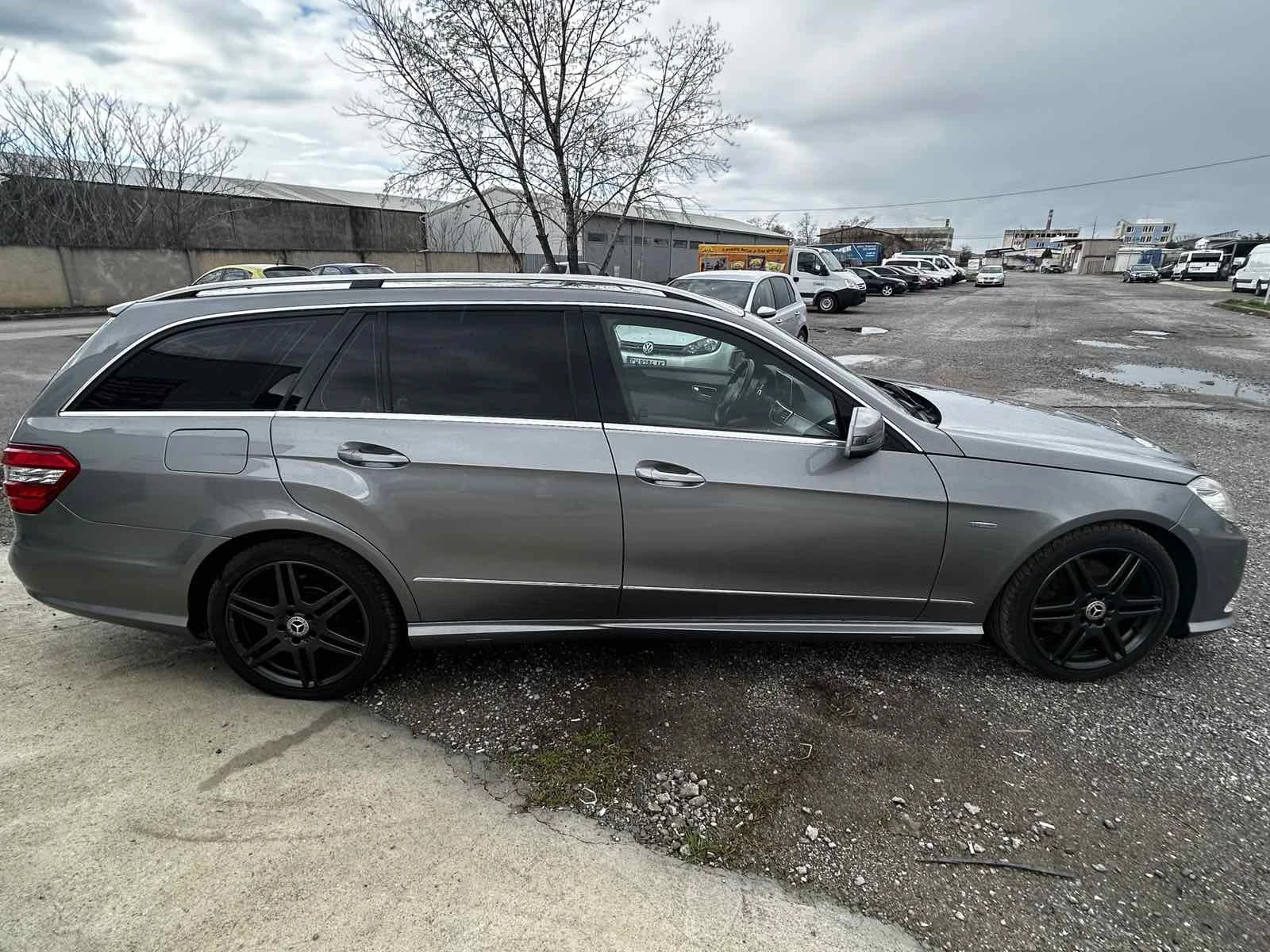 Mercedes-Benz E 350 4 Matik AMG optic, снимка 6 - Автомобили и джипове - 54086939