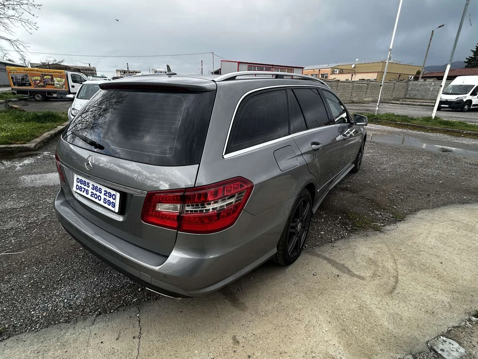 Mercedes-Benz E 350 4 Matik AMG optic, снимка 5 - Автомобили и джипове - 54086939