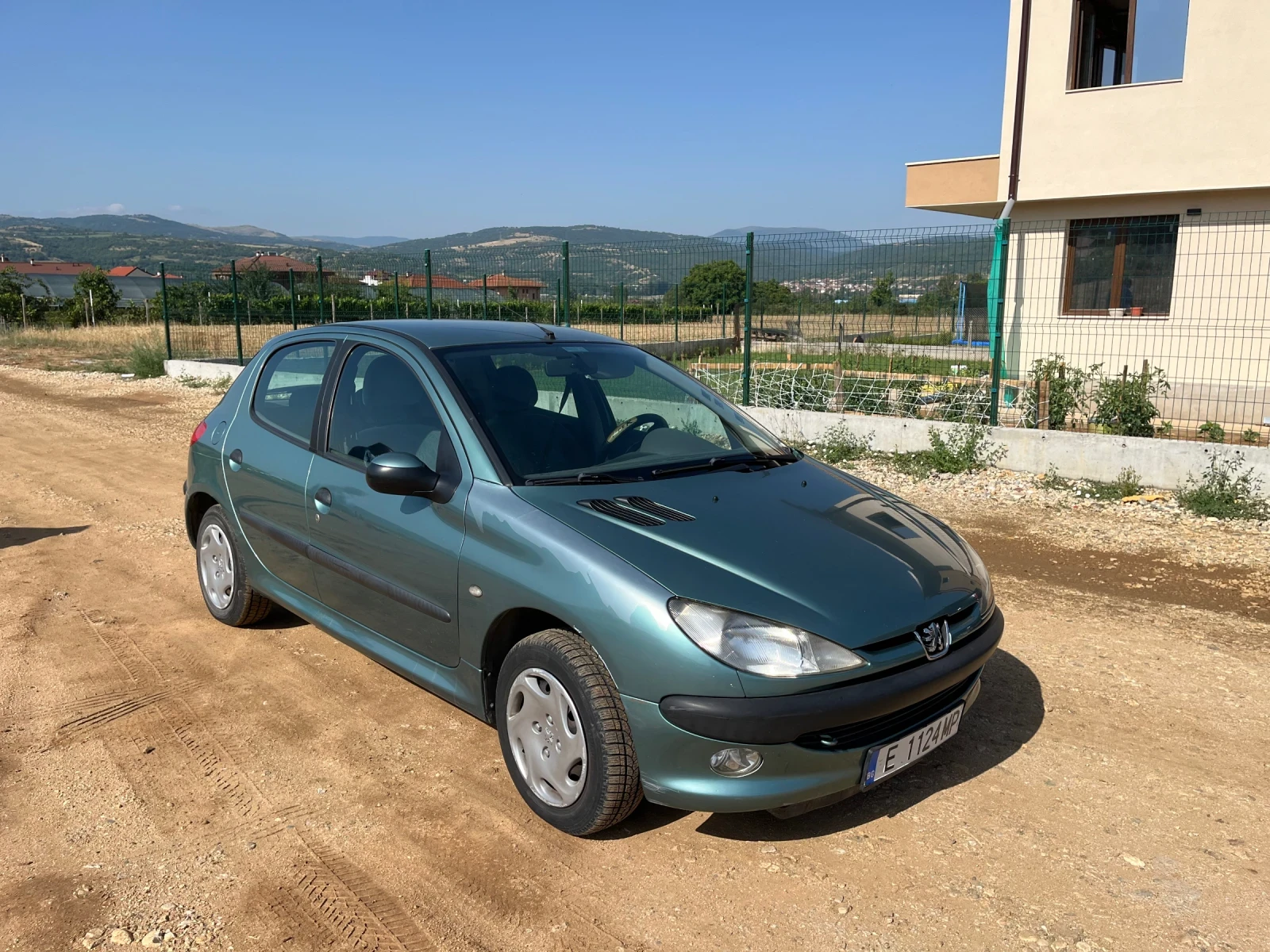 Peugeot 206 1.4, снимка 6 - Автомобили и джипове - 54114979