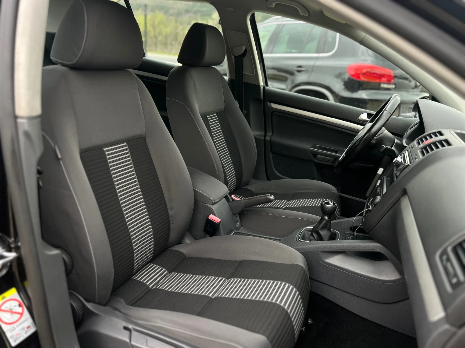 VW Golf 1.6 UNITED | Mobile.bg � ����������� 9