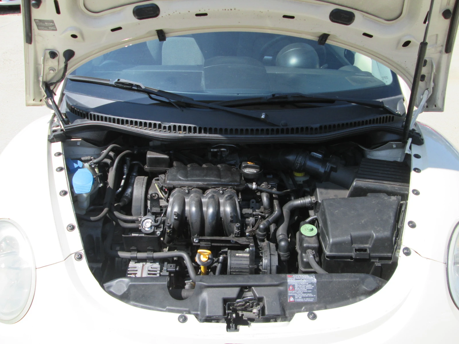 VW Beetle 1.6i-�������� | Mobile.bg � ����������� 17