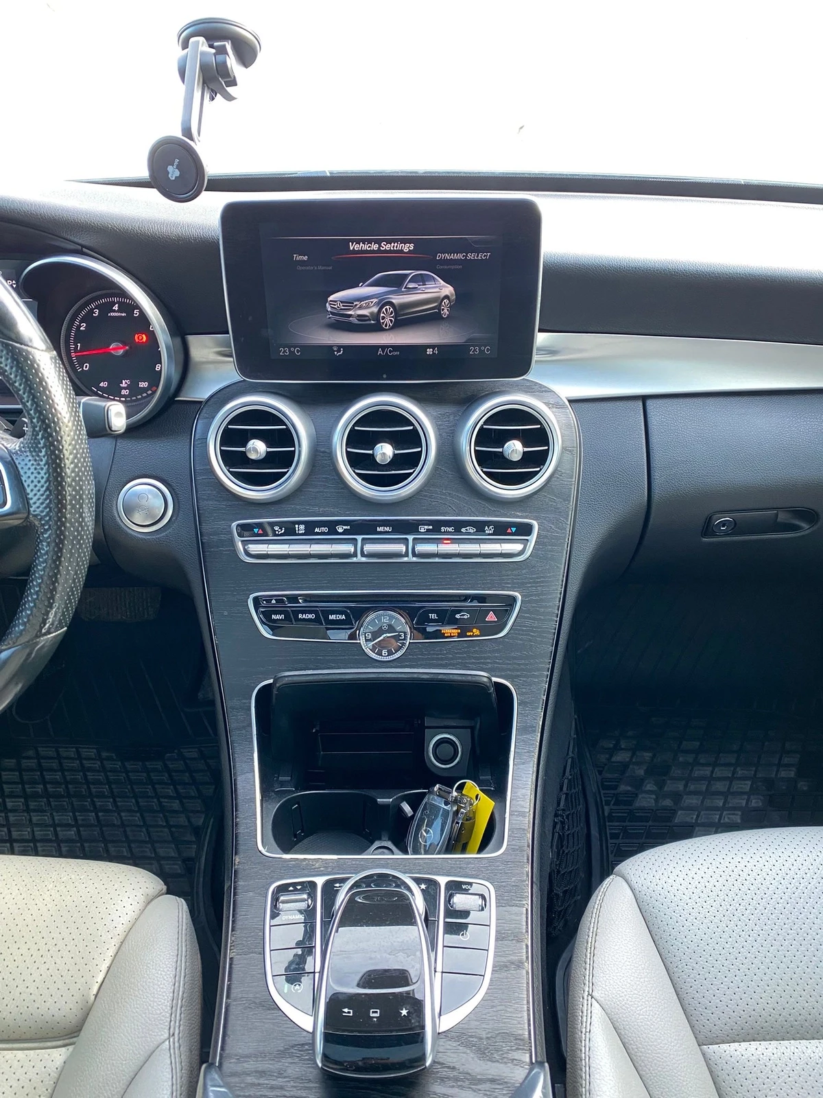 Mercedes-Benz C 300 4MATIC AMG Package, снимка 9 - Автомобили и джипове - 54387234