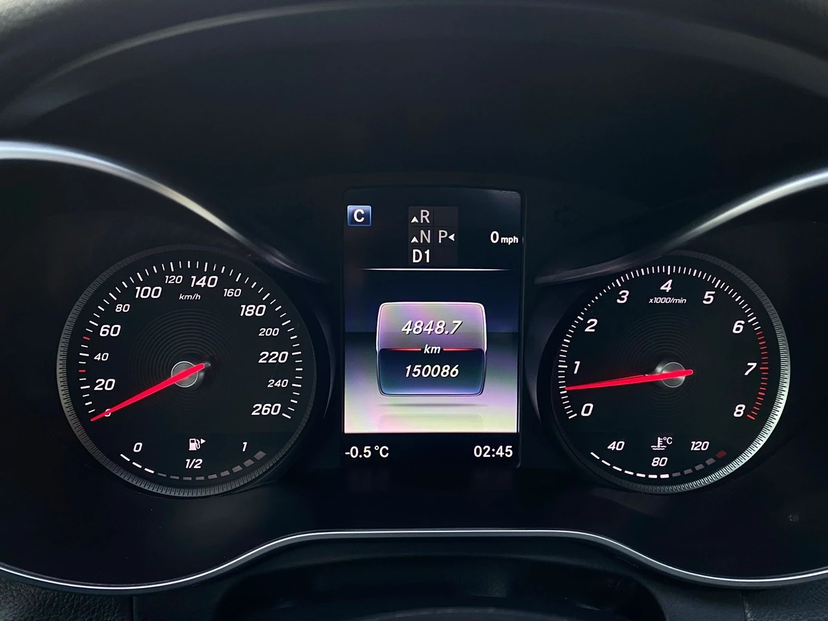 Mercedes-Benz C 300 4MATIC AMG Package, снимка 11 - Автомобили и джипове - 54387234