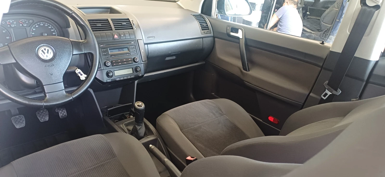 VW Polo 1.4 БЕНЗИН, снимка 11 - Автомобили и джипове - 54692679