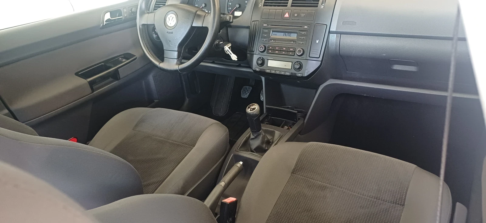 VW Polo 1.4 БЕНЗИН, снимка 12 - Автомобили и джипове - 54692679