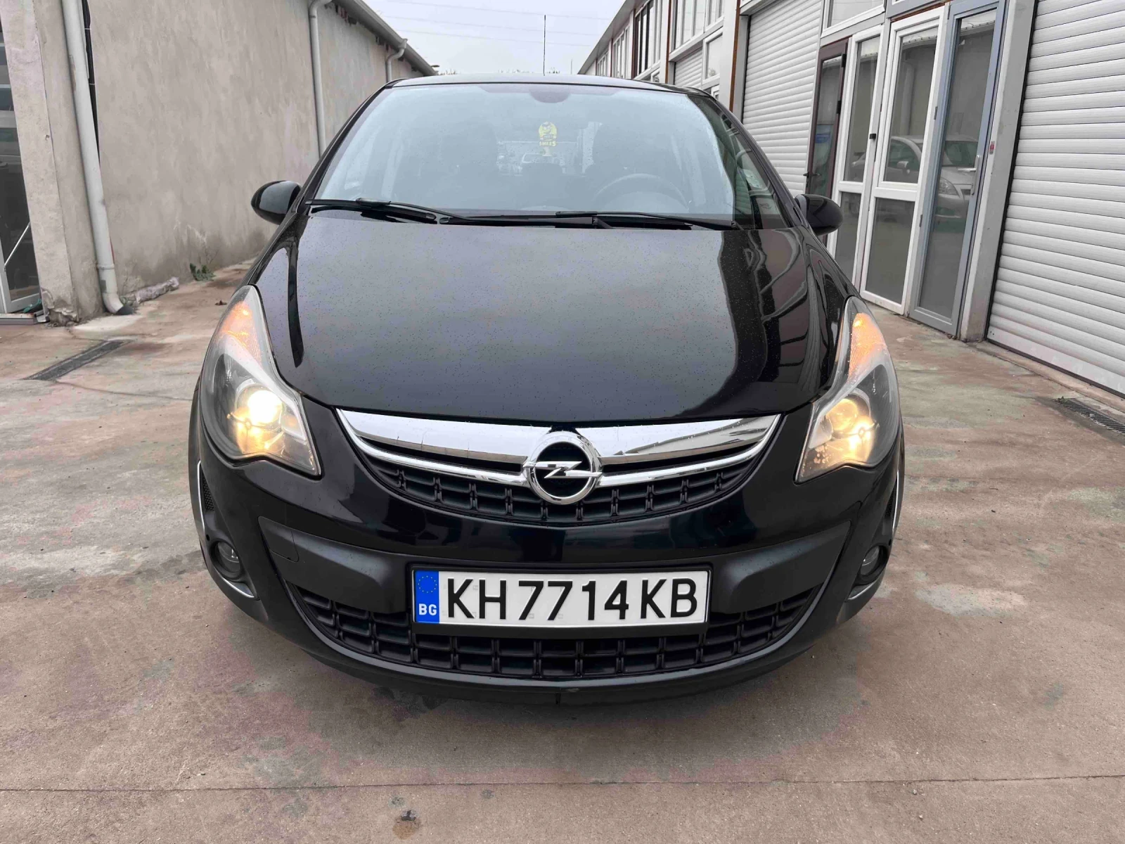 Opel Corsa, снимка 13 - Автомобили и джипове - 55263539